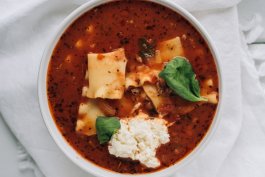 Cheesy Lasagna Soup