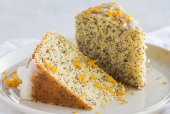 Spring time Poppy Seed Lemon Cake