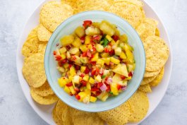 5 Easy Homemade Salsa Recipes to Kick Up Your Snack Game