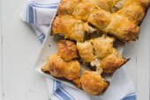 Cheesy Pull Apart Bread