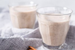 Healthy Cinnamon Roll Smoothie