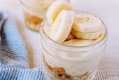 Quick & Easy Banana Cream Pie in a Jar