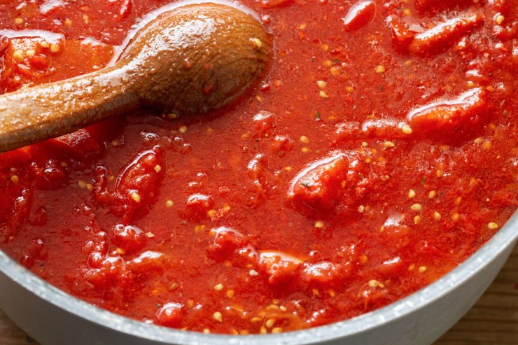 Tomato sauce with - passata