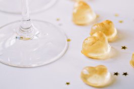 Poppable Champagne Gummy Hearts