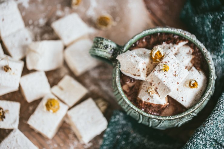 camomile marshmallows with cocoa