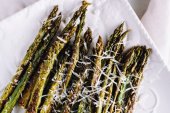 15-Minute Roasted Parmesan Asparagus