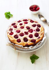 Raspberry Ricotta Cake