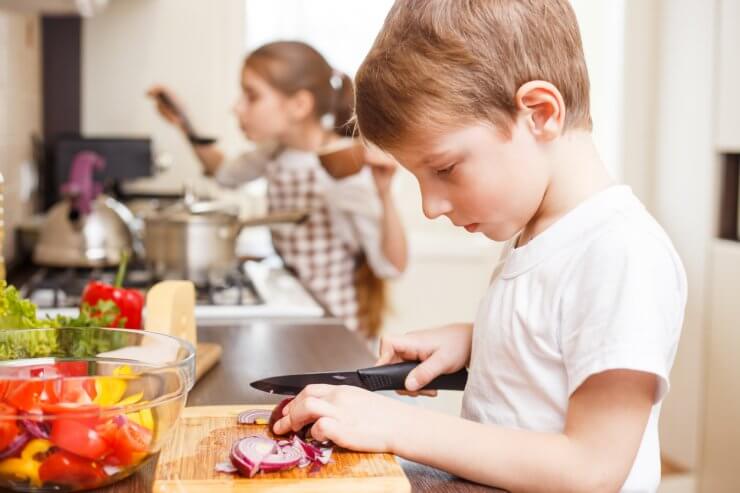 kids chopping vegetables