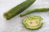 Baked okra chips