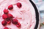 No-Bake Raspberry Cheesecake with Chocolate Crust