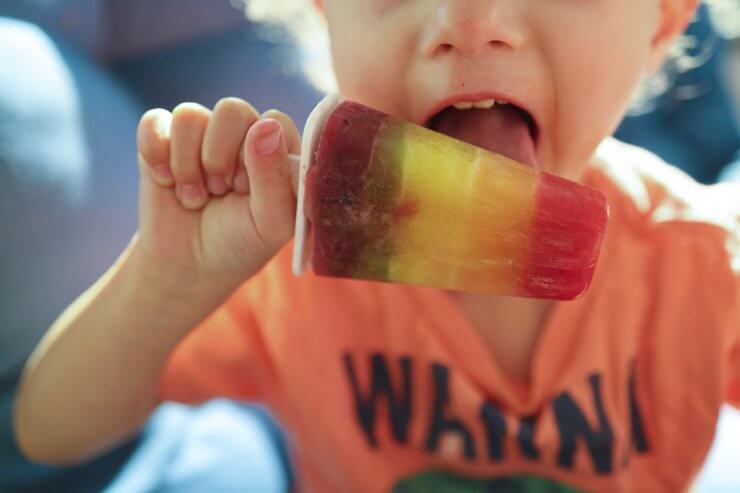 homemade rainbow popsicle