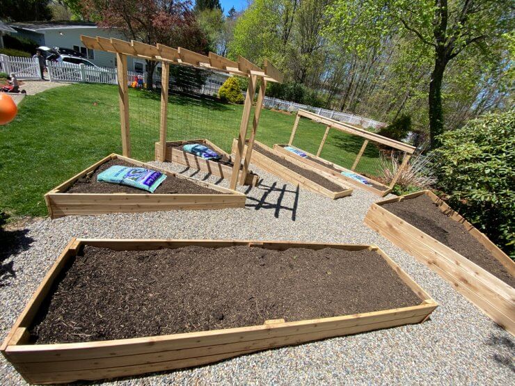 Built-In Hillside Planter Boxes for Sloped Yards