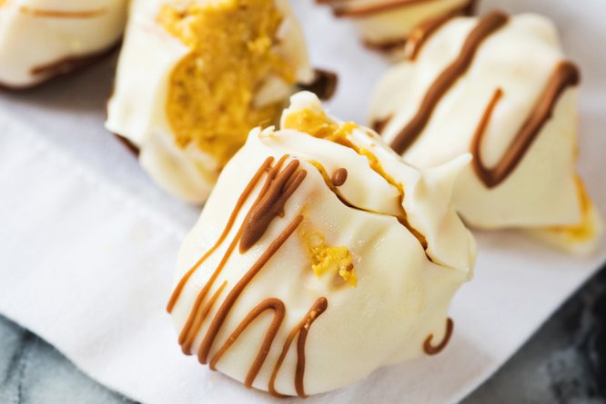 No-Bake Pumpkin Cheesecake Balls