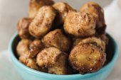 Slow Cooker Monkey Bread