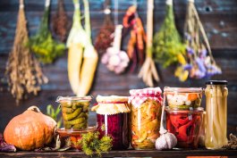 Planning a Garden with the Best Vegetables for Pickling and Preservation