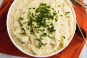 Garlic and Chive Mashed Potatoes