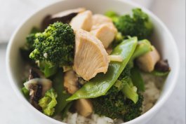 Chicken, Broccoli, and Mushroom Stir-Fry
