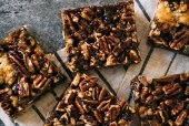 gooey turtle bars