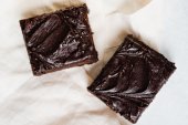Super Chewy Chocolate Brownies