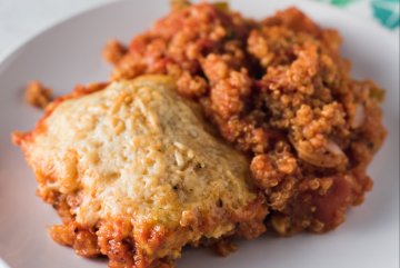 Chicken Parmesan Quinoa Bake