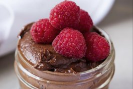 Chocolate-Raspberry Cheesecake in a Jar