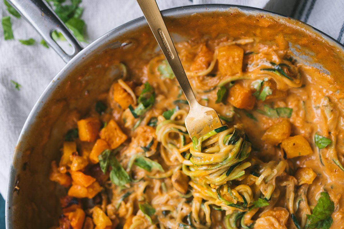 Red Curry Coconut Zucchini Noodles - Food Gardening Network