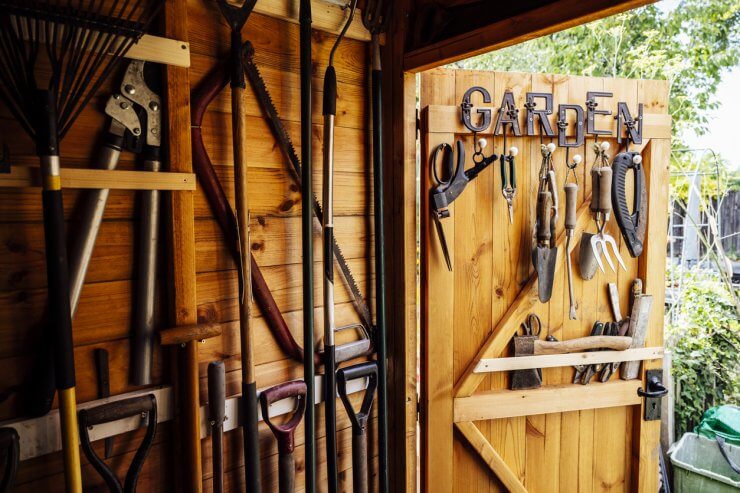 organize garden tools