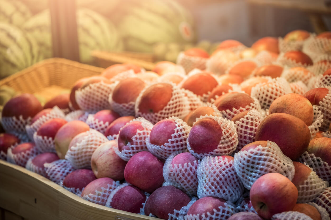 Delicious apples on sale on market