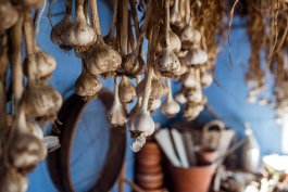 12 Tips for Curing Garlic So It Lasts Longer