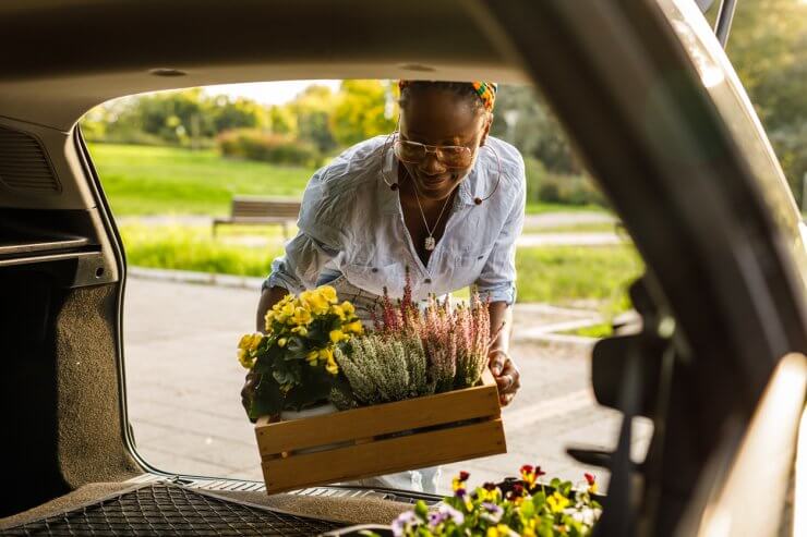 Getting her flowers at the curbside pickup