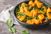 Spinach and Potato Curry
