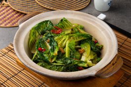 Wok This Way: The Lettuce Stir Fry That’ll Leaf You Wanting More