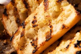 Roasted Garlic & Oregano Butter Sauce